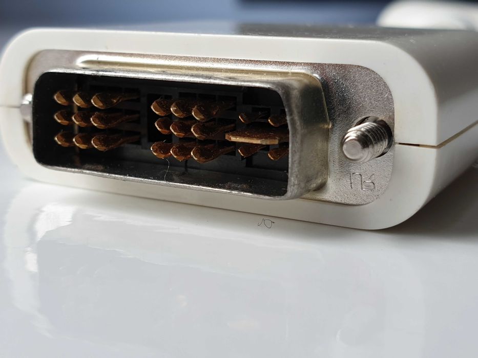 адаптер DVI to VGA Apple  (M8754G/A)