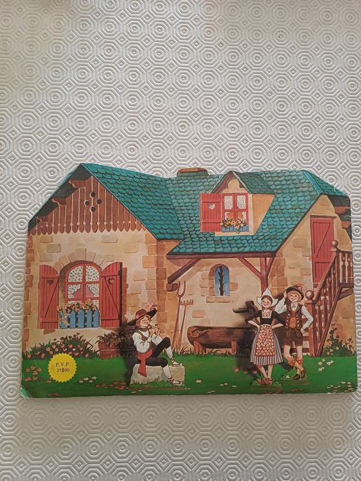 Caderneta antiga completa