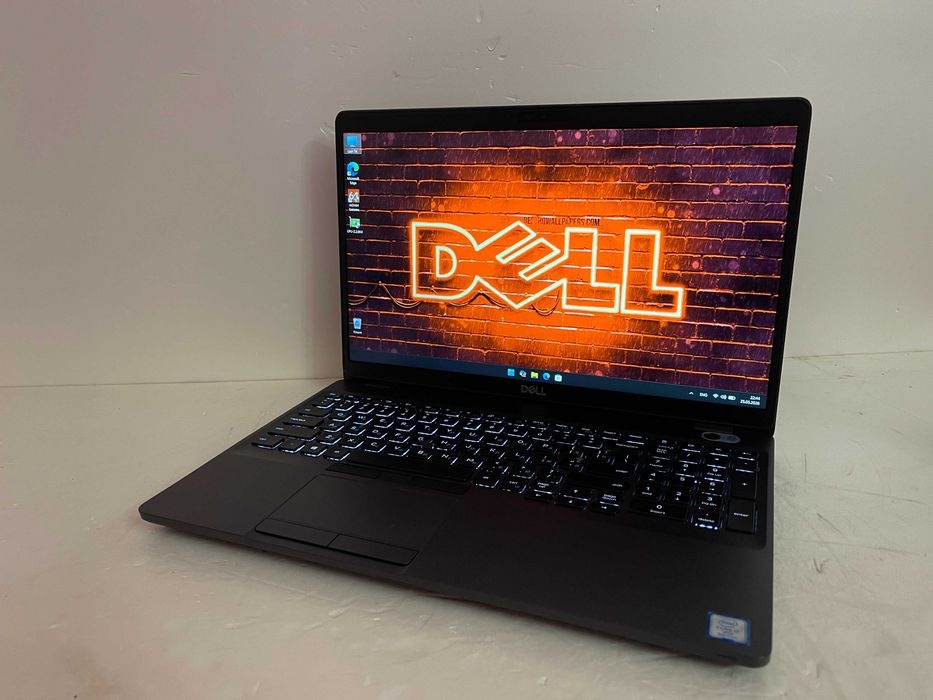 Игровой СВЕЖАК!! DELL Latitude 5501 / Core i7 9850H X12 / 16 RAM / GeForce GDDR5