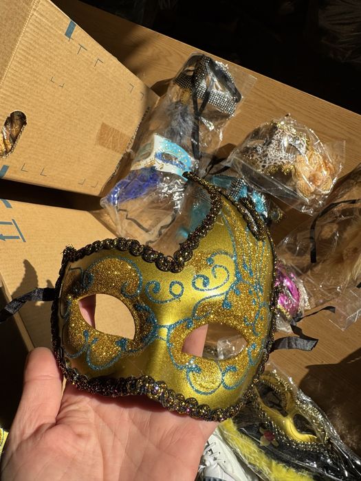 300 Máscaras Novas Carnaval / Halloween / Festas temáticas