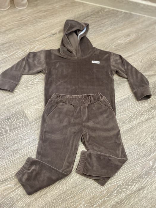 Велюровий костюм