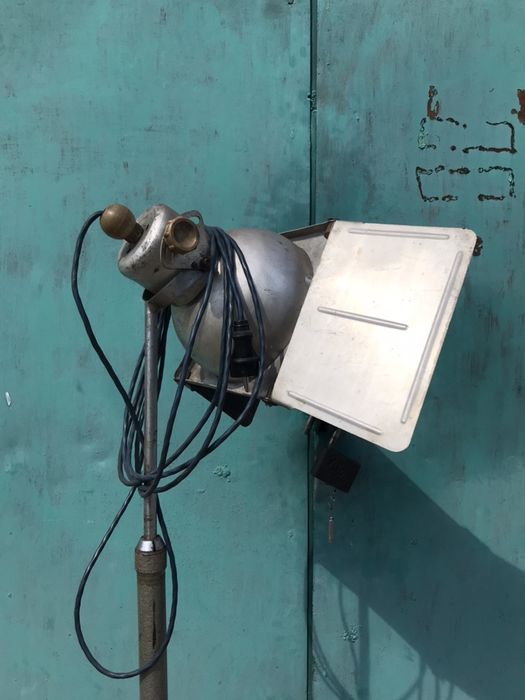 Торшер студийный свет фотостойка тренога лофт светильник напольный