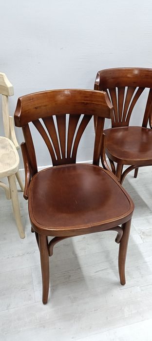 Krzesła jak Thonet Fameg Radomsko bardzo masywne z drewna egzotycznego
