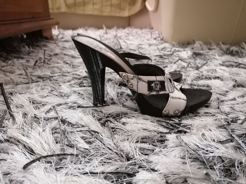 Sandálias número 36