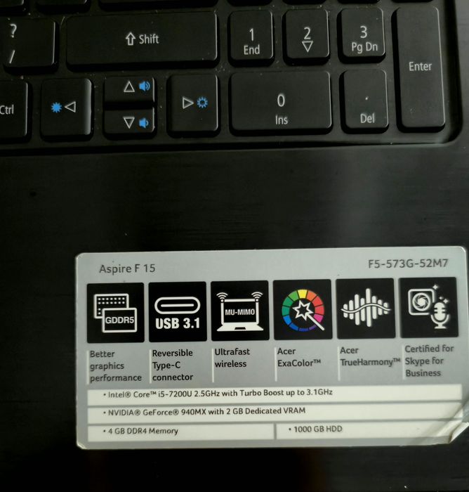 Acer Aspire F15 15,3” – i5 / 8 GB RAM / SSD + HDD / Geforce940MX