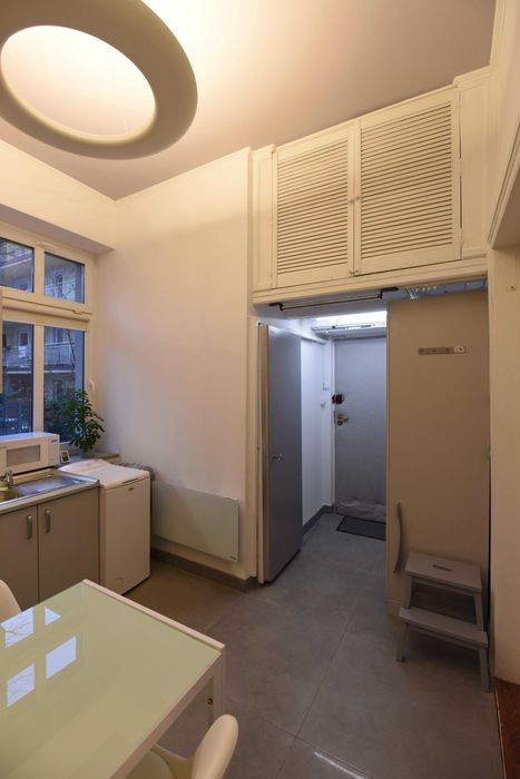 Właściciel sprzeda piękną kawalerkę 32,5m2