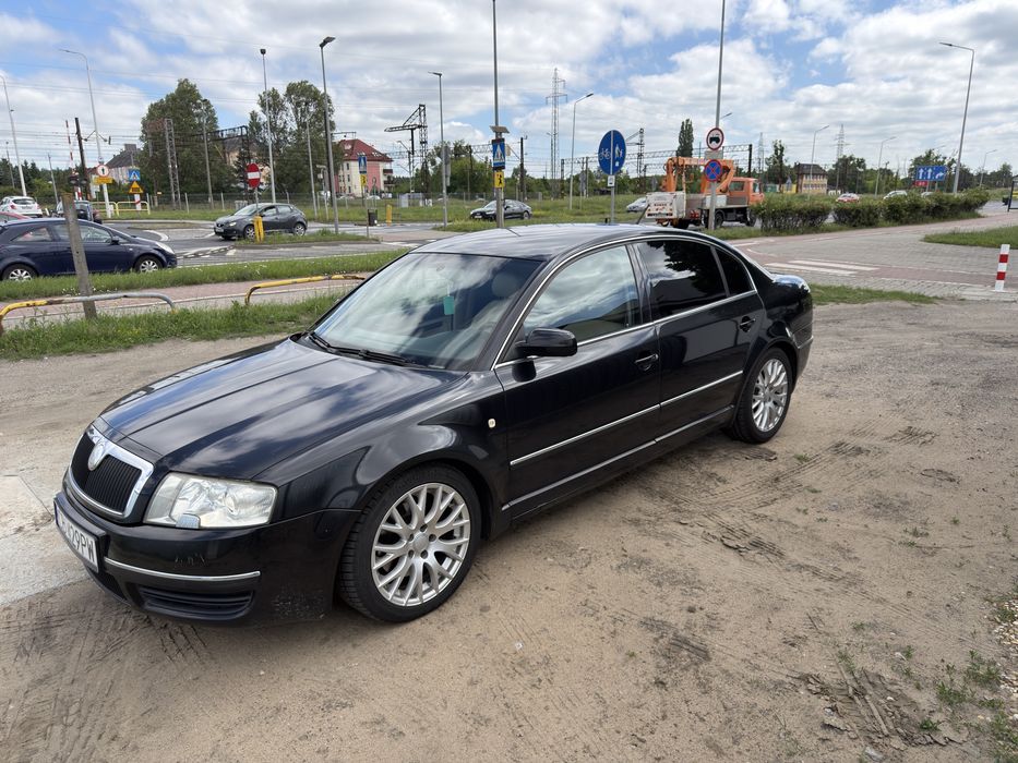 Sprzedam Skodę Super B1