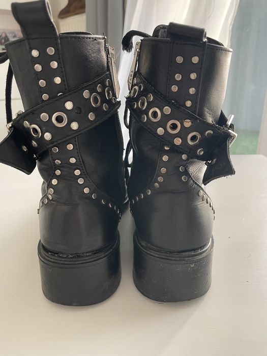 Czarne buty skórzane Zara