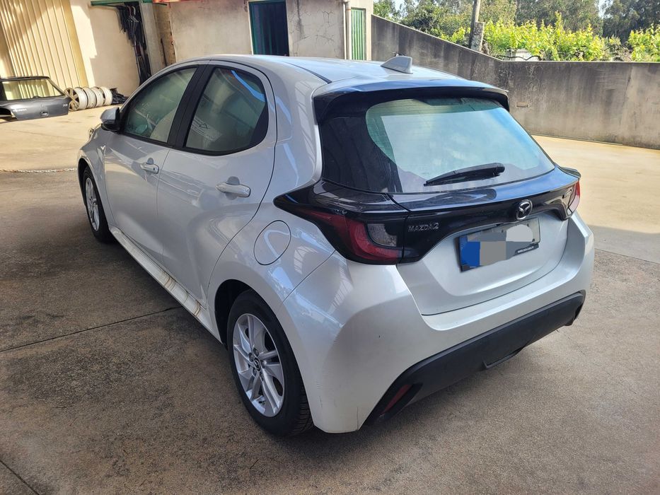 Toyota Yaris 2024 para peças