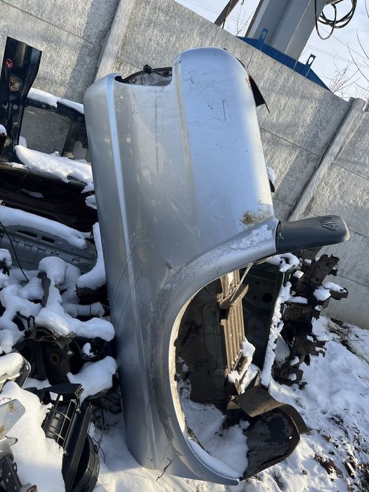 Заднее левое крыло задний кузов бочина Mitsubishi L200 98-06г