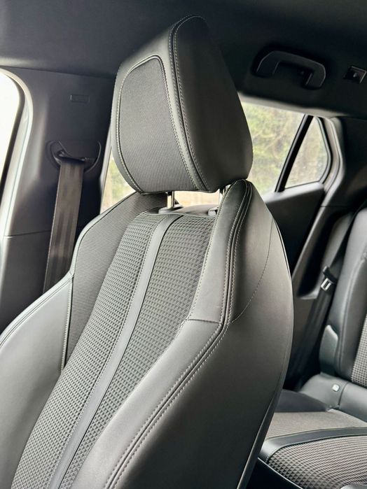 Peugeot 2008.•  GT-Line.  1.2 л  (155 к.с.)  АТ 8-ступінчата