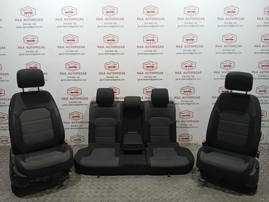 Conjunto de Bancos Passat B7 em Tecido Original