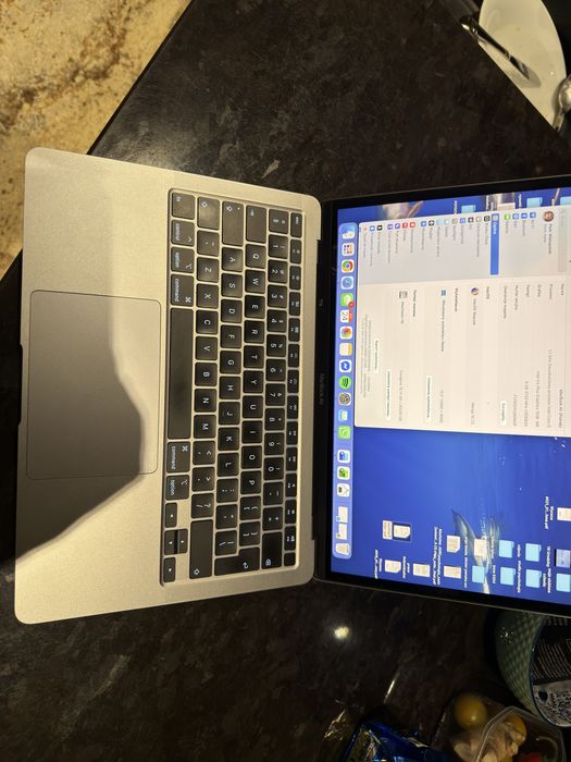 Macbook air 13  2021