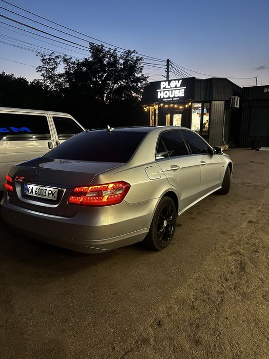 Мерседес  e klasse w212