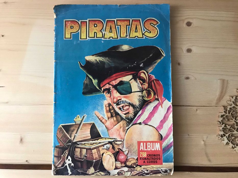 Cadernetas de cromos antigos