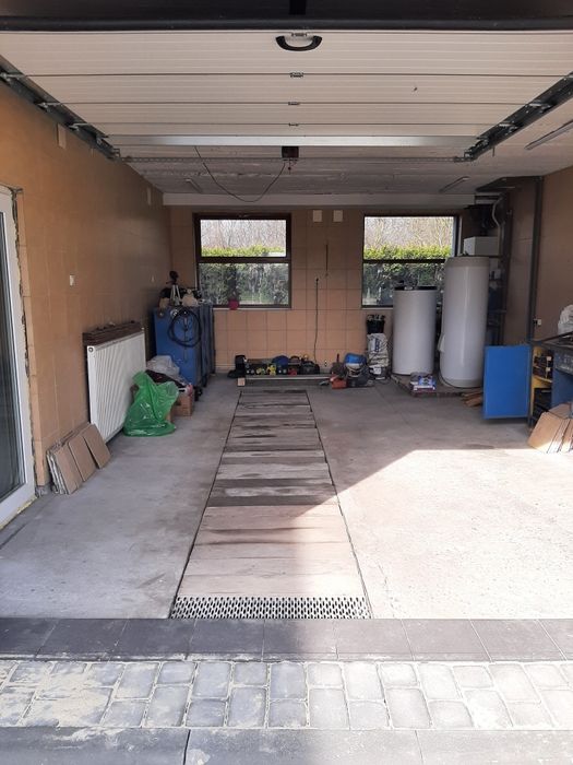 Pomieszczenie do wynajęcia boxy magazynowe