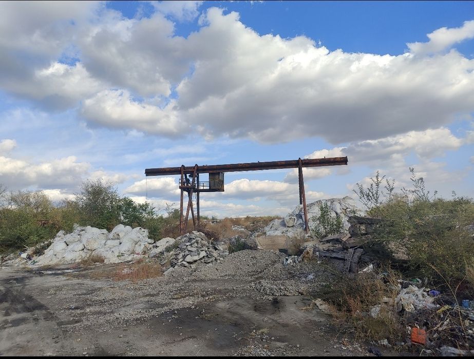 Сдам в аренду склады и ангары на антенной 18