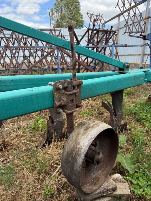 Продам Плуг ПЛН 5-35