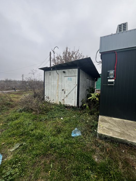 Продаж магазину зі складом