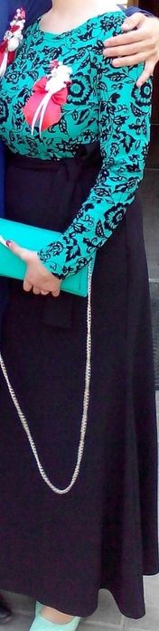 Молодіжна жіноча сукня