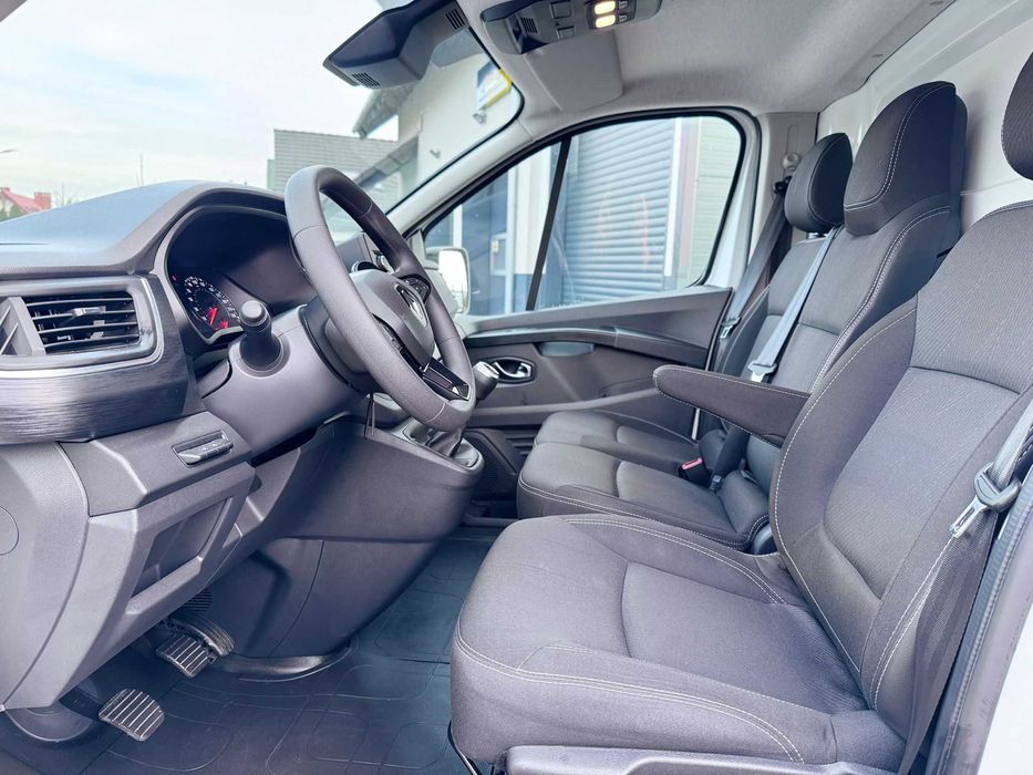 Renault Traffic _ Cescja leasingu