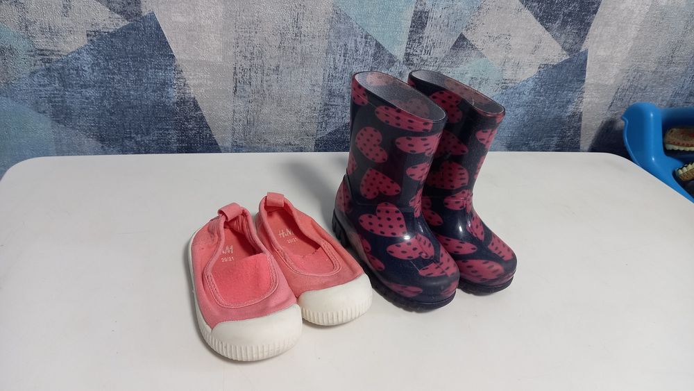 Взуття кеди,  чоботи 20-21 розмір