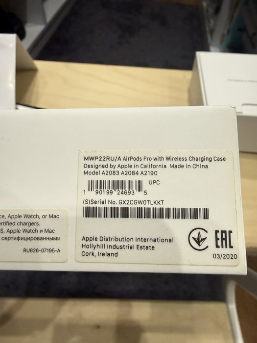 Навушники Apple AirPods Pro 3