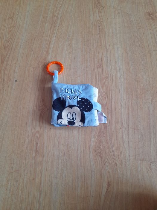 zawieszka książeczka