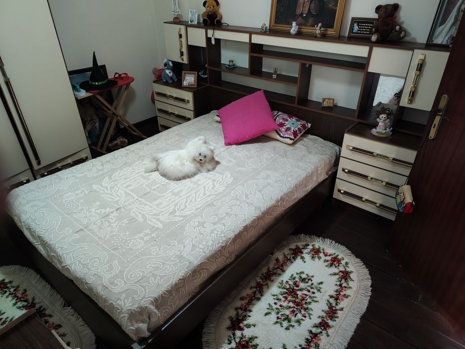 Quarto  completo com tudo o que tem na foto