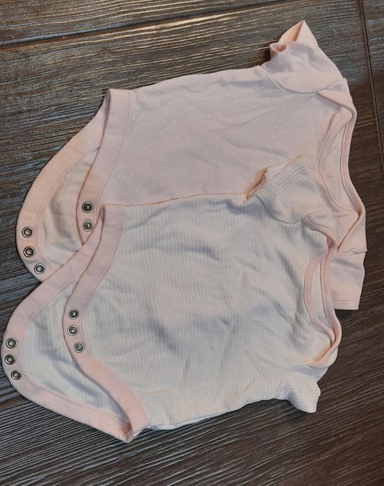 Zestaw paka Body F&f Fred Flo 62 68 jak nowe 3-6 m grube różowe 2pack