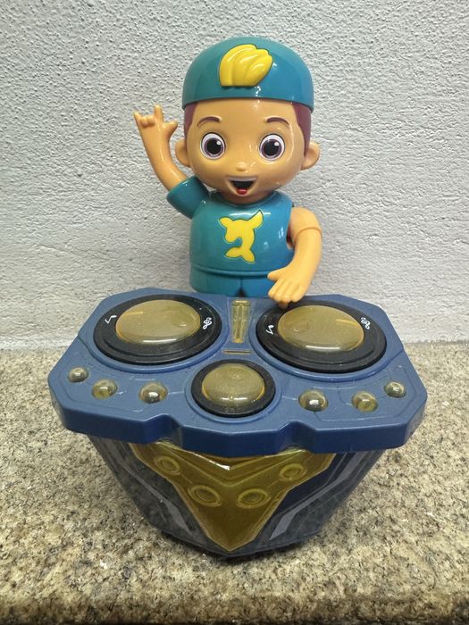 Luccas neto Djing car