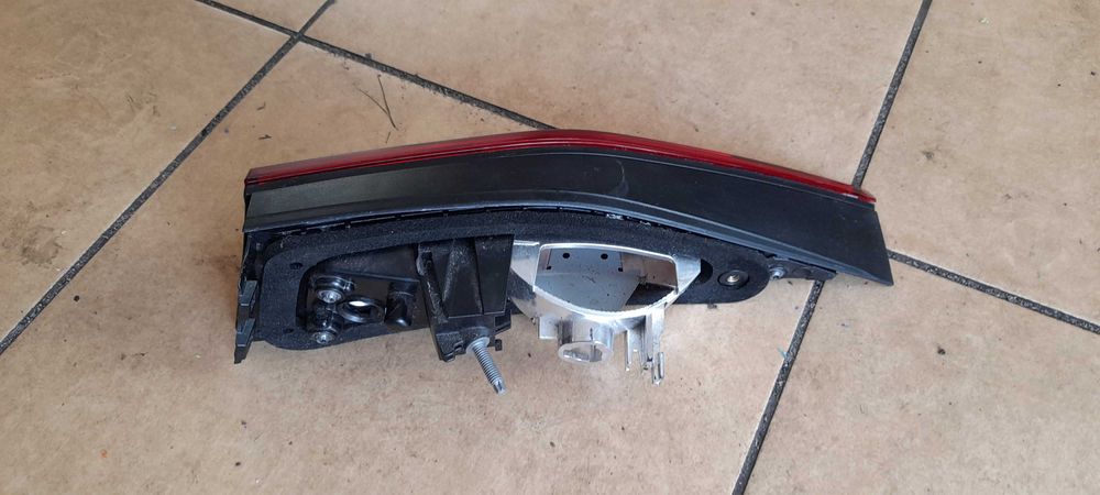 AUDI A3 8Y0 lampa tył lewa w klape