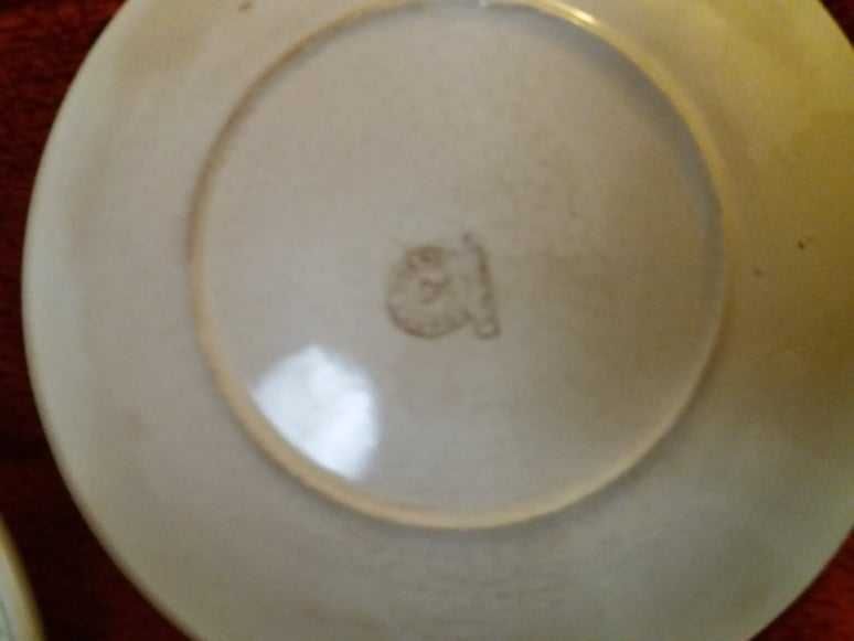 Serviço de Café de 27 peças, Serviço de Chá de Sacavém e outros pratos