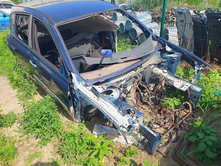 Запчастини Renault Megane 2 хетчбек