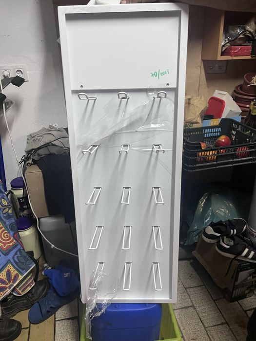 Ekspozytor wiszący LED