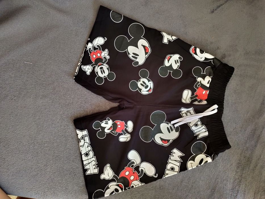 Komplet spodenki+koszulka Myszka Miki rozm 7/8 lat. NOWE!