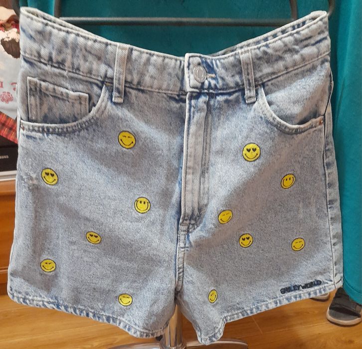 Шорты для девушки