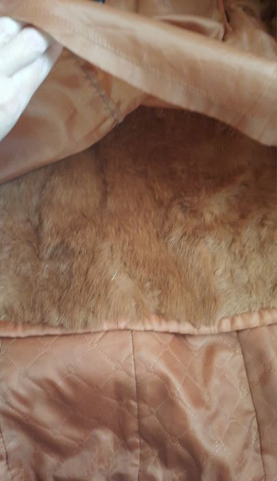 Зимове жіноче пальто з натуральної шкіри 44-46 розмір.