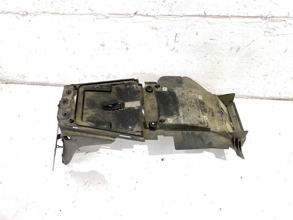 Suzuki Xf650 freewind Chlapacz błotnik tylny nadkole tył Części