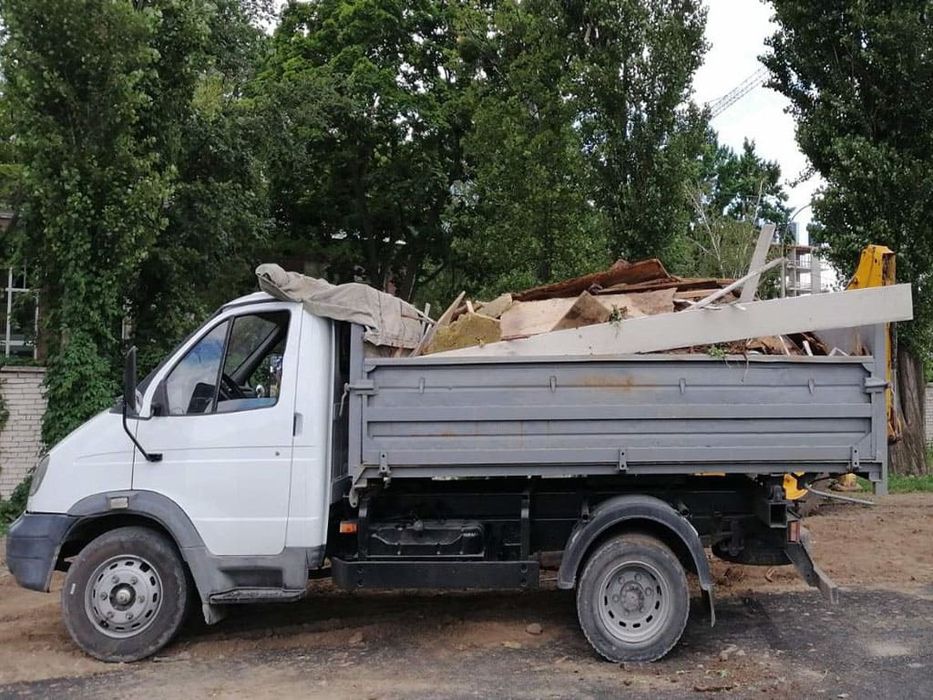Вывоз мусора хлама Одесса. газель ЗИЛ камаз.контейнер 8 кб 15 куб.