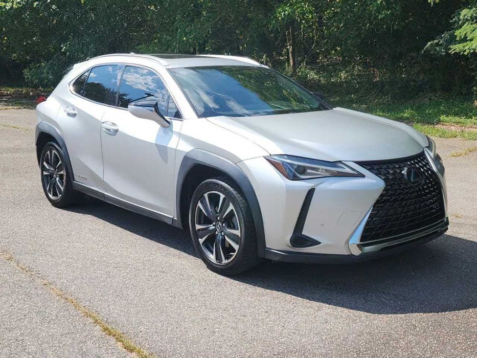Lexus UX 250h