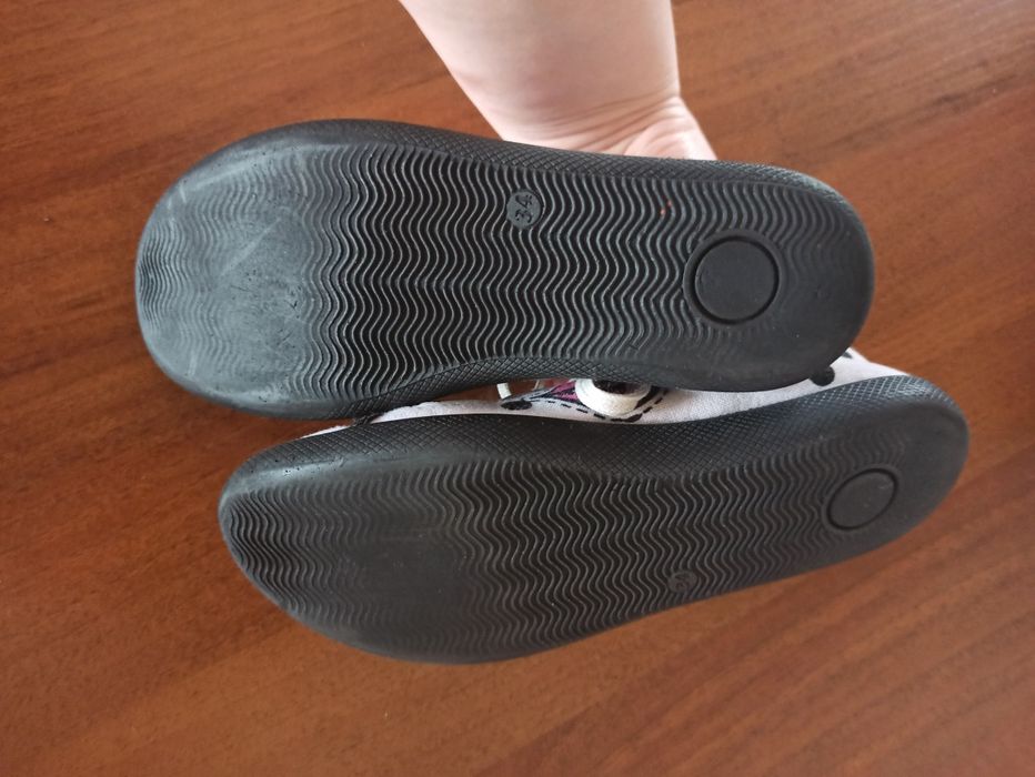 Trampki dziewczęce r.34