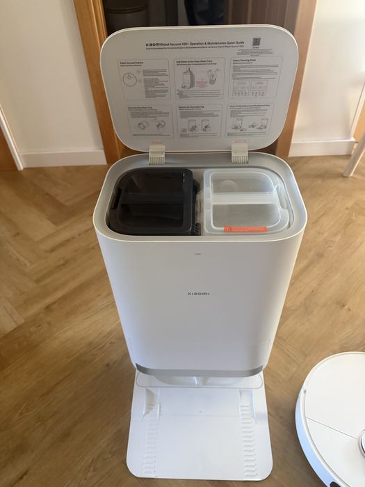 Robot sprzątający xiaomi vacum 20+ wraz ze stacją ładującą
