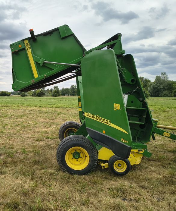 Prasa rolującą John Deere 580