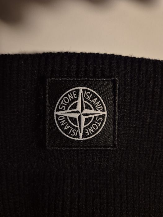 Czarna czapka Stone Island