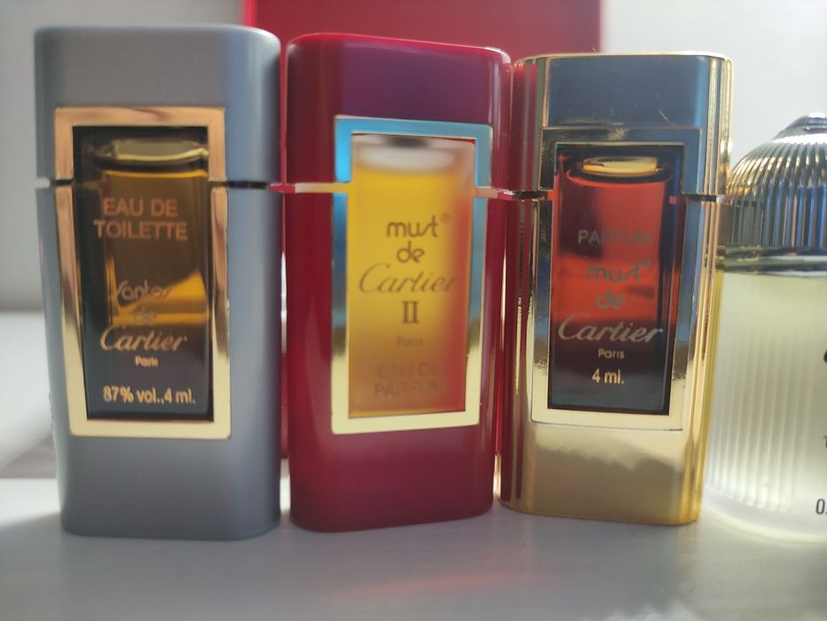 Piękny vintage zestaw Cartier 5 miniaturek perfumy