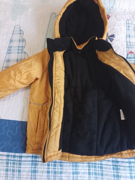 Куртка дитяча утеплена з капюшоном