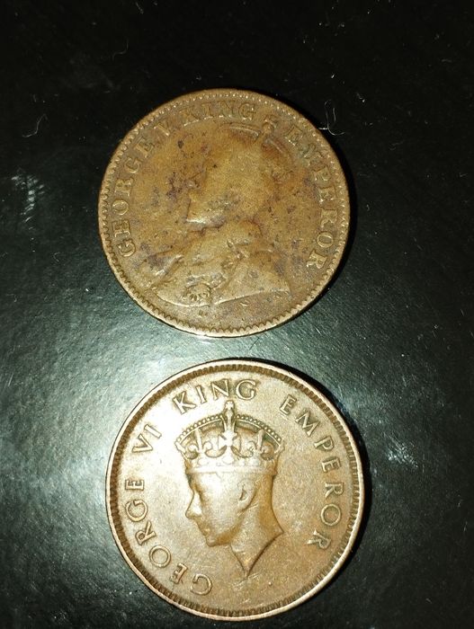 Moedas de One Quarter Anna 1930 e 1939 e 1 Pice 1950  Índia