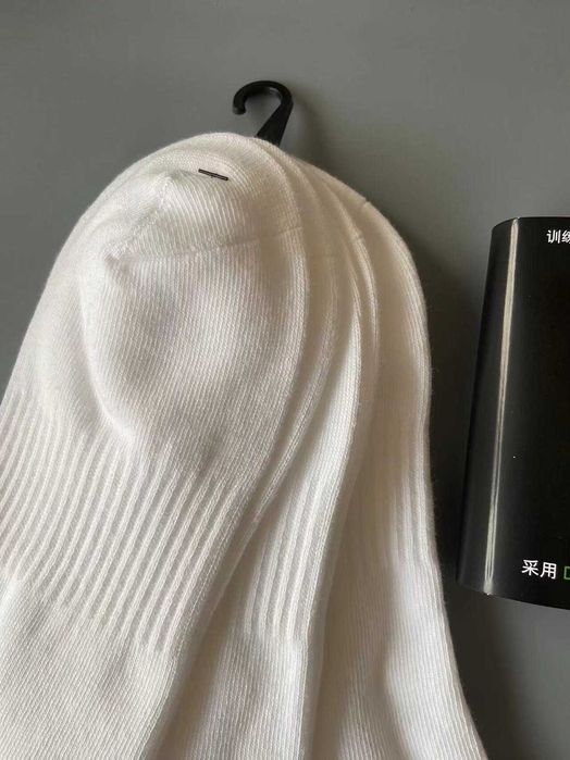 6 par bawełnianych skarpetek Nike – białe, unisex, do kostki