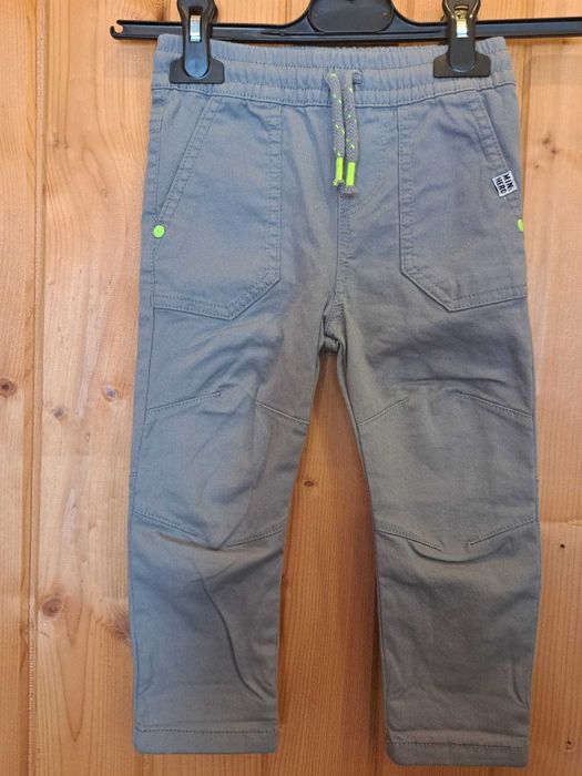 Spodnie dżinsowe dziecięce F&F